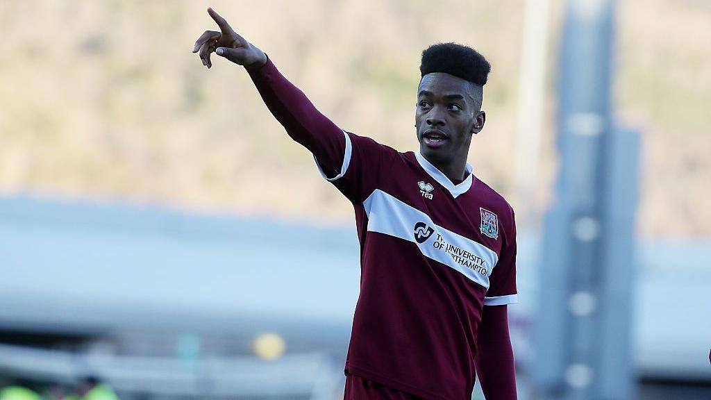 Ivan Toney playing for Northampton in 2015