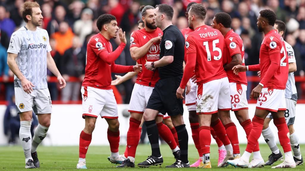 FA finally released £55,000 fine to Nottingham Forest for surrounding referee vs Wolves