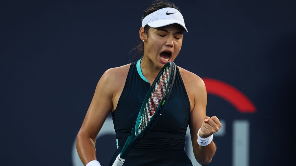 Emma Raducanu reacts during her match with Peyton Stearns at the Washington Open