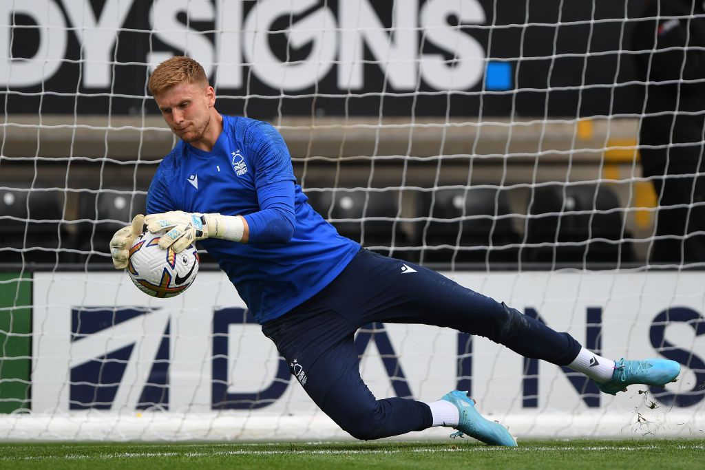 George Shelvey signs new contract at Nottingham Forest - BBC Sport