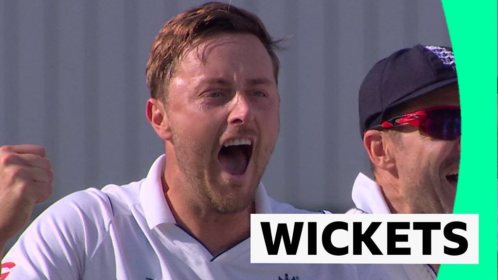 England v South Africa: Ollie Robinson gets Wiaan Mulder and Khaya Zondo wickets