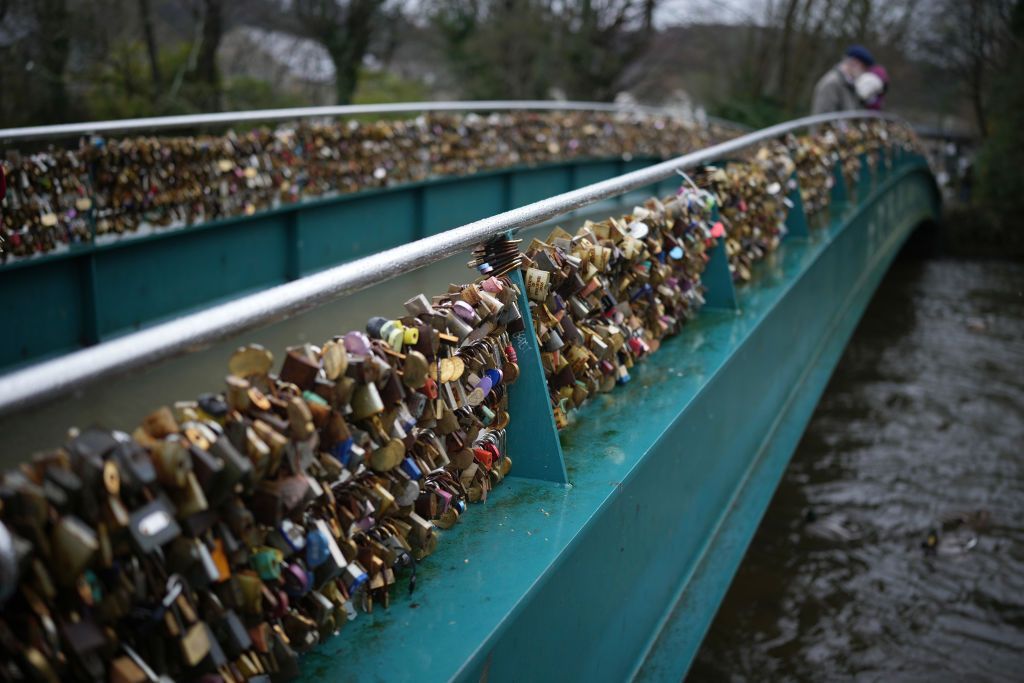 Weir Bridge in December 2021