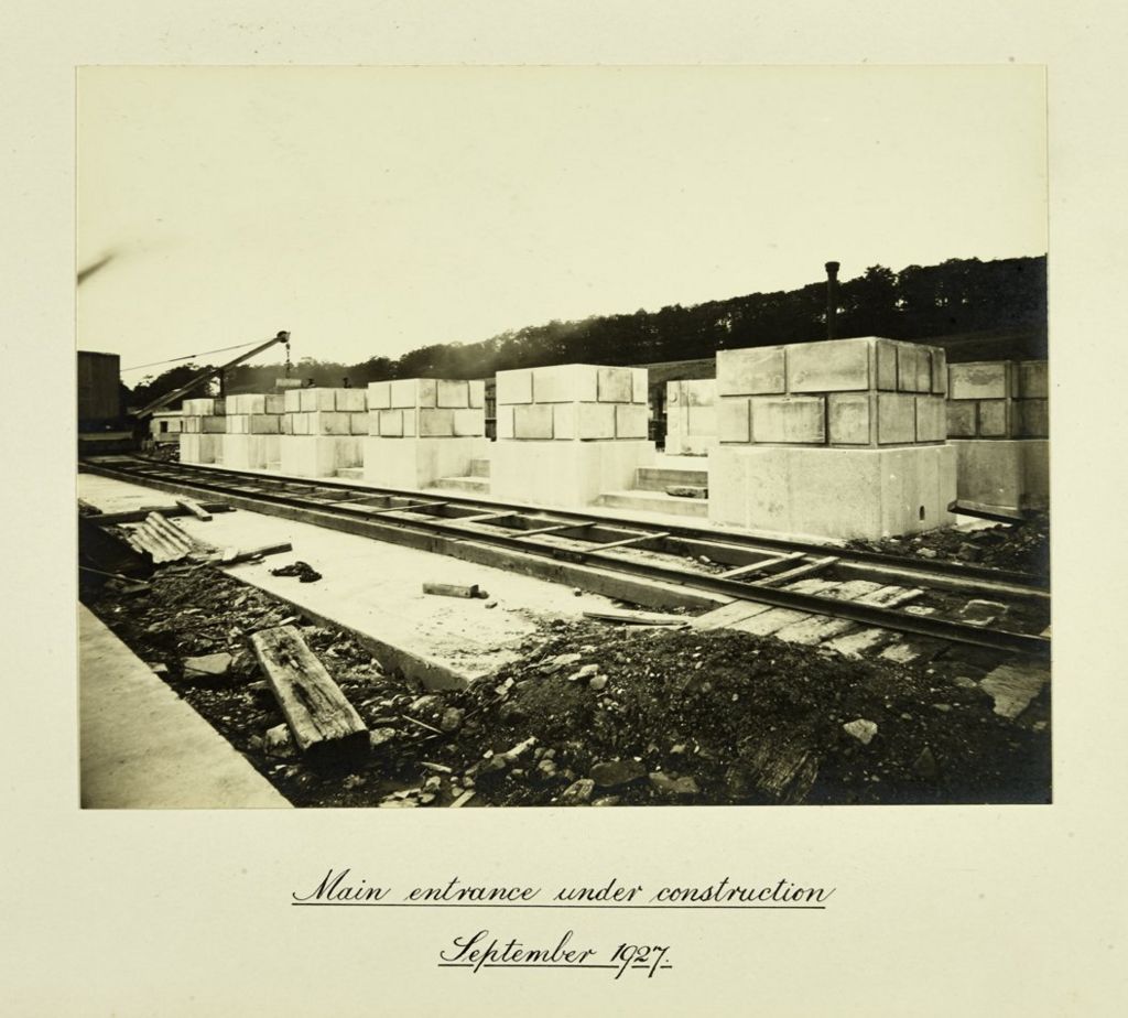 Black and white photo of the parliament building at Stormont under construction