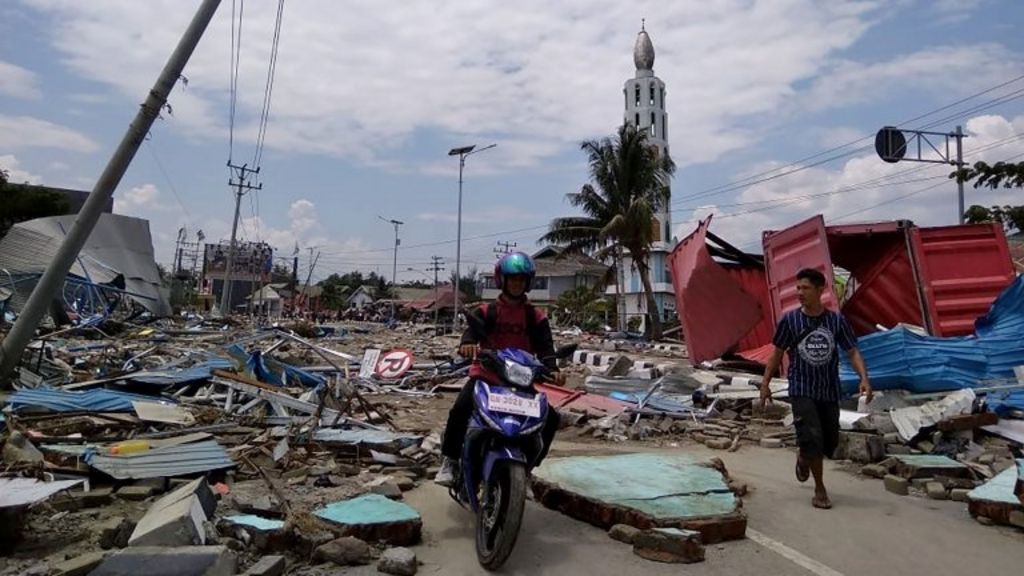 Indonesia Earthquake Hundreds Dead In Palu Quake And Tsunami Bbc News
