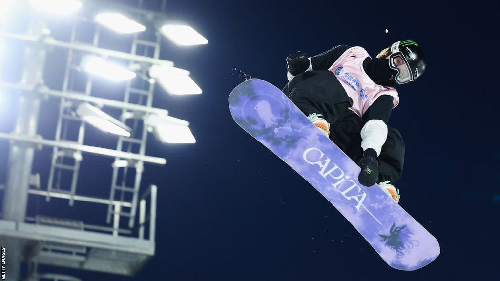 Big Air World Cup: Great Britain's Mia Brookes secures overall title - BBC Sport