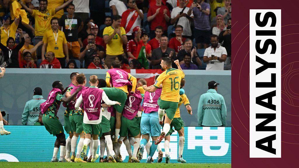 'Togetherness and tenacity' - epic scenes as Australia advance