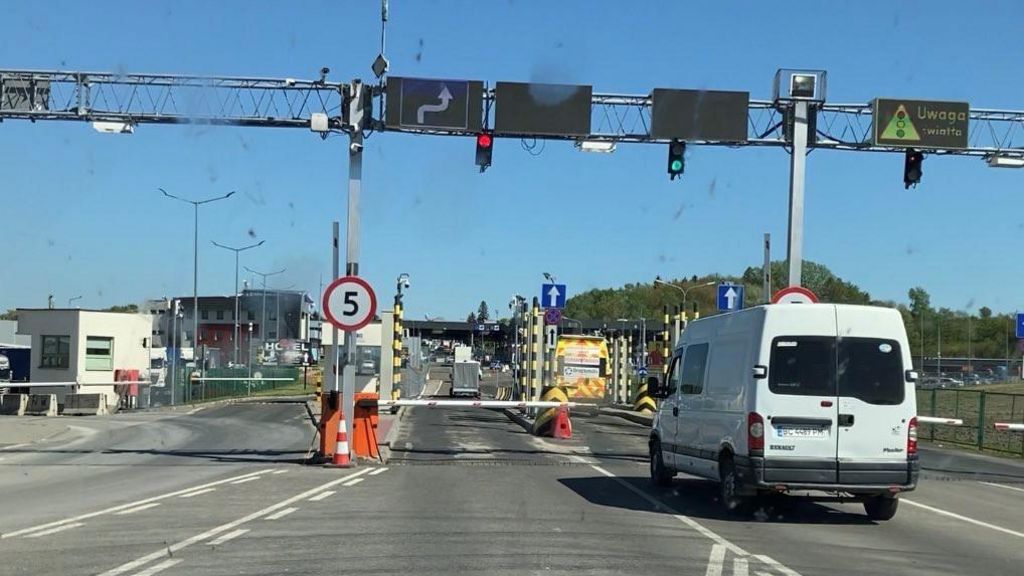 Ambulance crossing into Ukraine