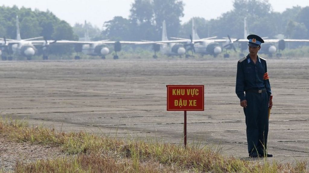 Agent Orange US to clean up toxic Vietnam War air base BBC News