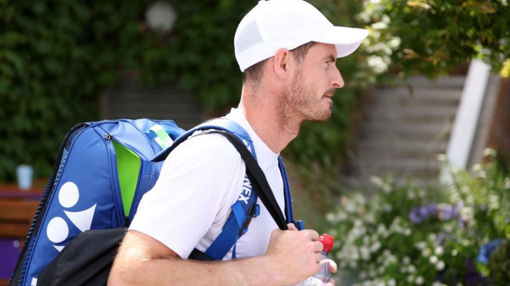 Andy Murray with tennis kit