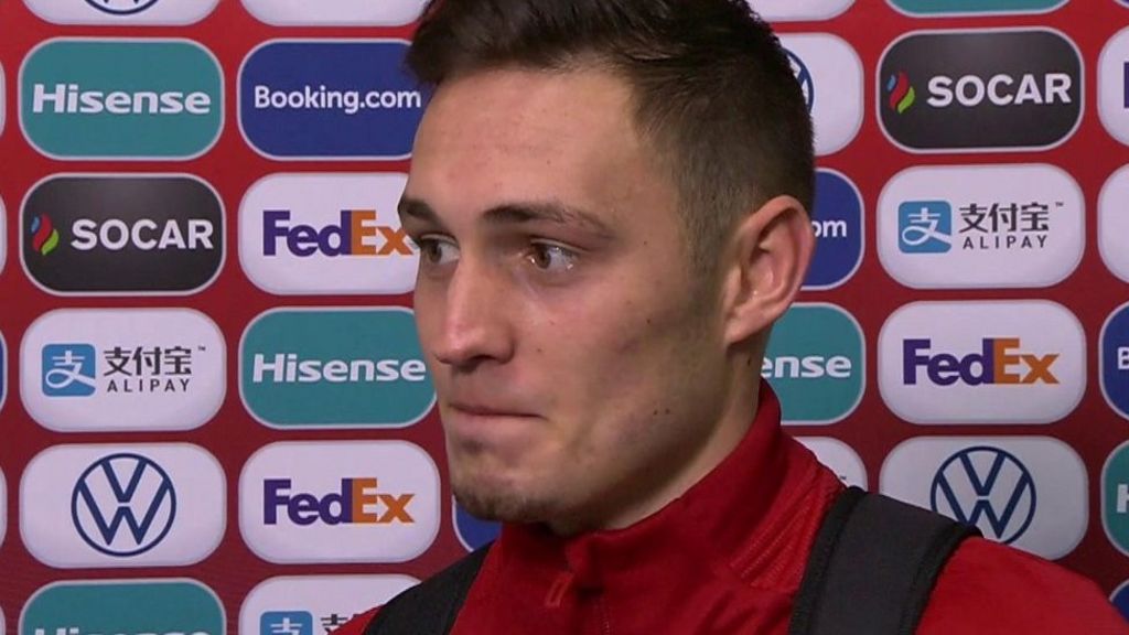 Connor Roberts: Wales’ big players can make a difference - BBC Sport