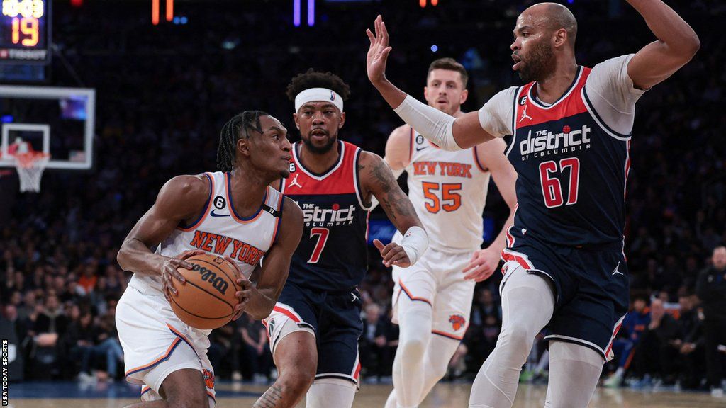 NBA: New York Knicks beat Washington Wizards to reach play-offs - BBC Sport