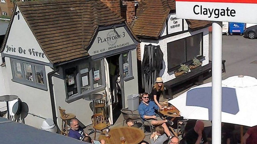 Is this the smallest pub in the UK? BBC News