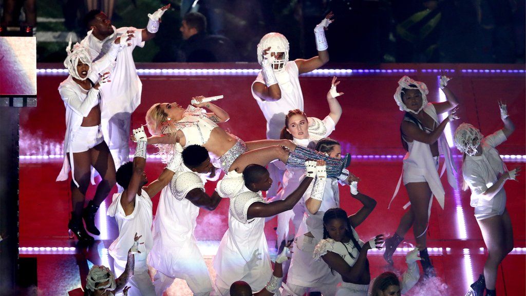 Lady Gaga dives into Super Bowl history - BBC News