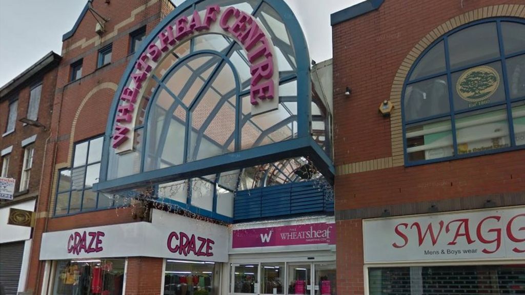 Girl falls from escalator at Rochdale shopping centre