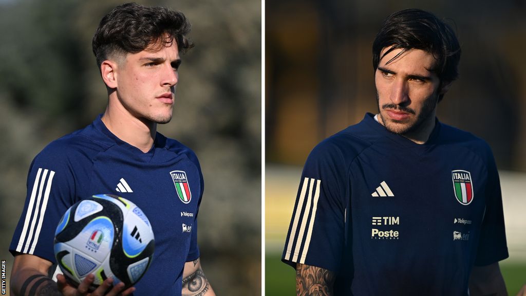 Newcastle's Sandro Tonali and Aston Villa's Nicolo Zaniolo during an Italy training session