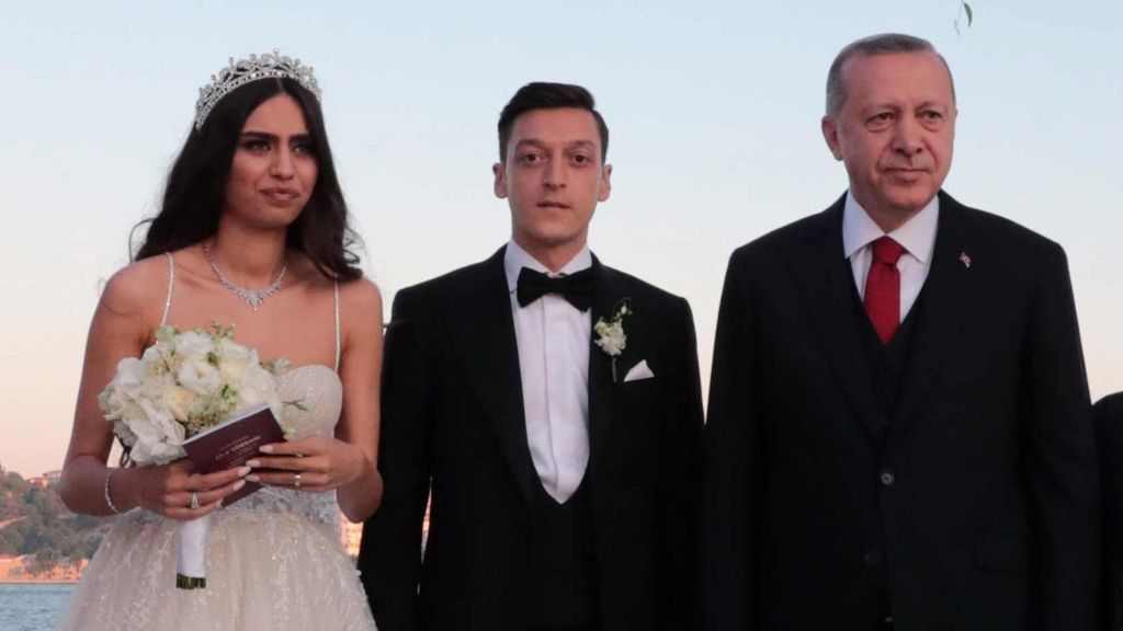 Turkey S Erdogan Is Best Man At Footballer Mesut Ozil S Wedding c News
