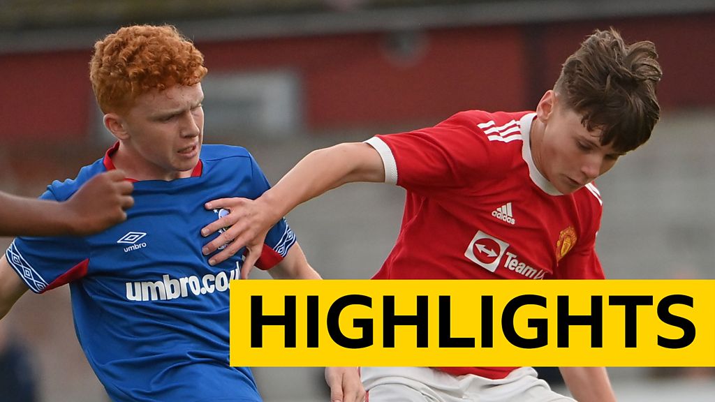 Manchester United's under16s close Super Cup NI tour with win over