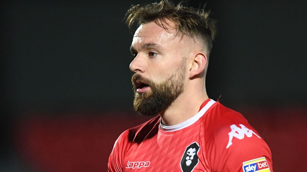 Danny Lloyd: Tranmere Rovers sign former Salford City midfielder