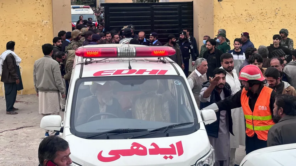 People shift injured victims of a blast at a Shiite Muslim mosque to hospitals in Islamabad, Pakistan, 06 February 2026