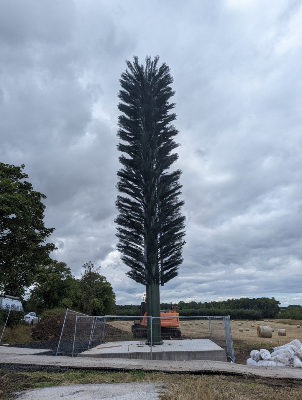 Can electricity pylons ever be beautiful? - BBC News