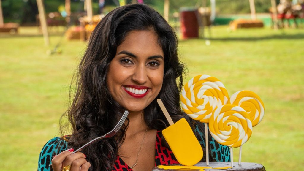 Junior Bake Off judge Rav shares her top baking tips! BBC Newsround