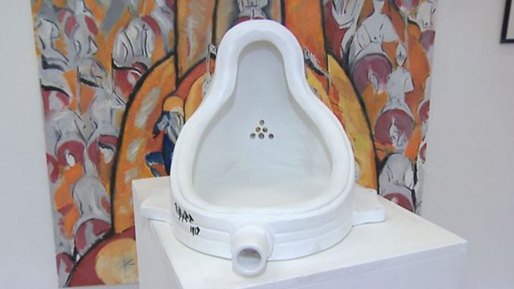 Exhibition queries provenance of Marcel Duchamp urinal - BBC News