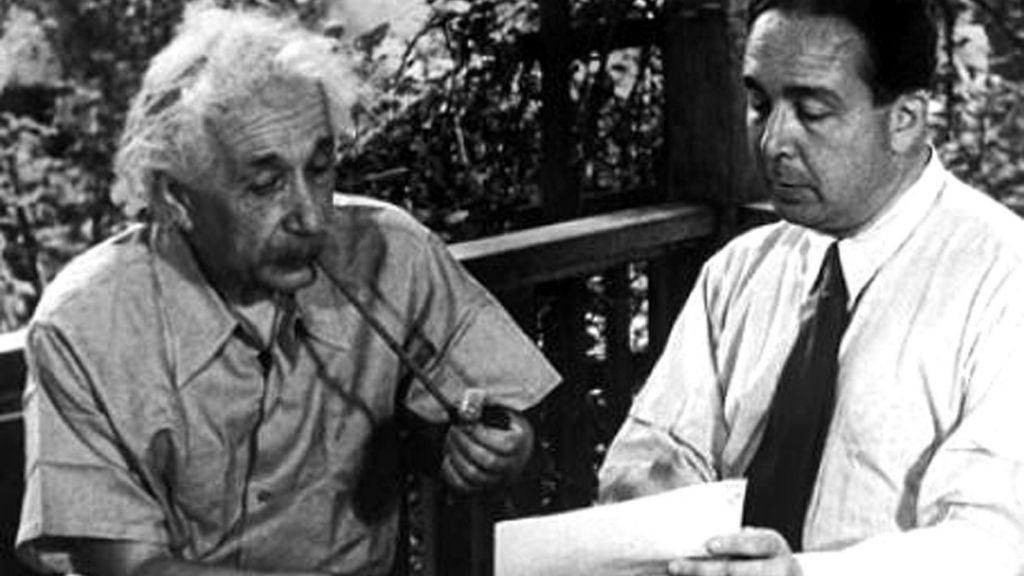 Albert Einstein Leo Szilard reading the letter they wrote