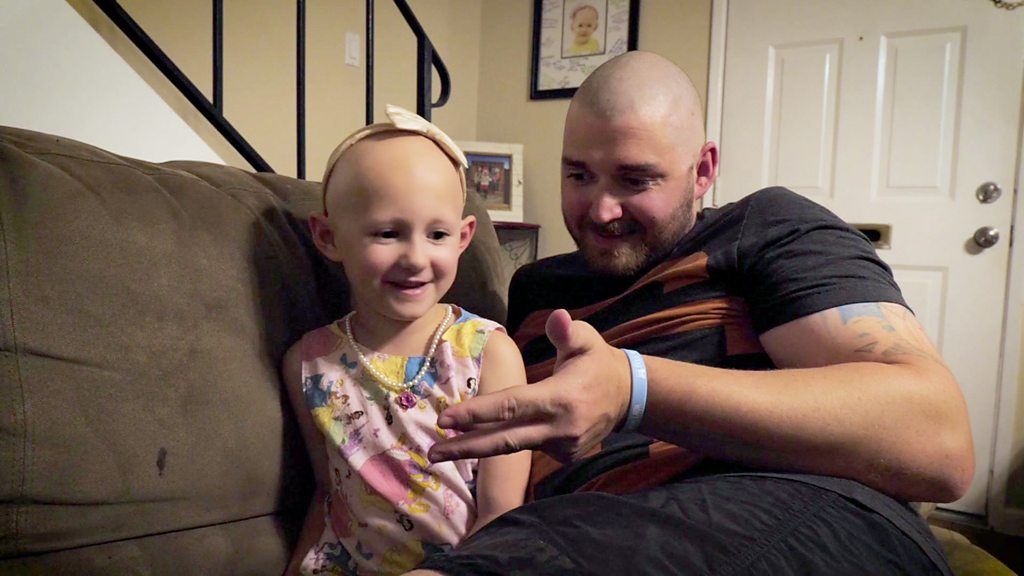 Dad Shaves His Head To Look Like His Daughter With Alopecia Bbc Newsround 