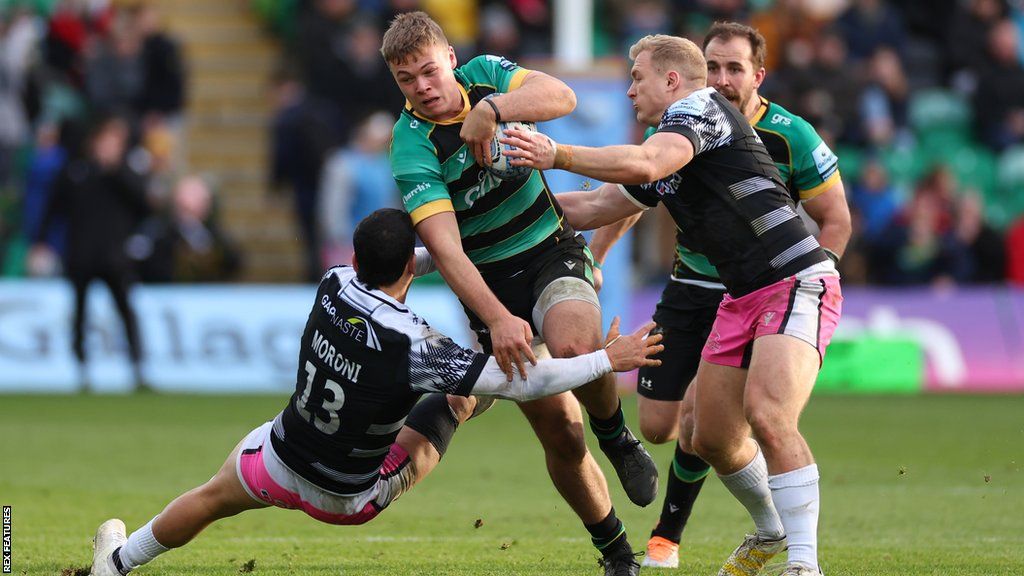 Tom Litchfield in action for Northampton Saints