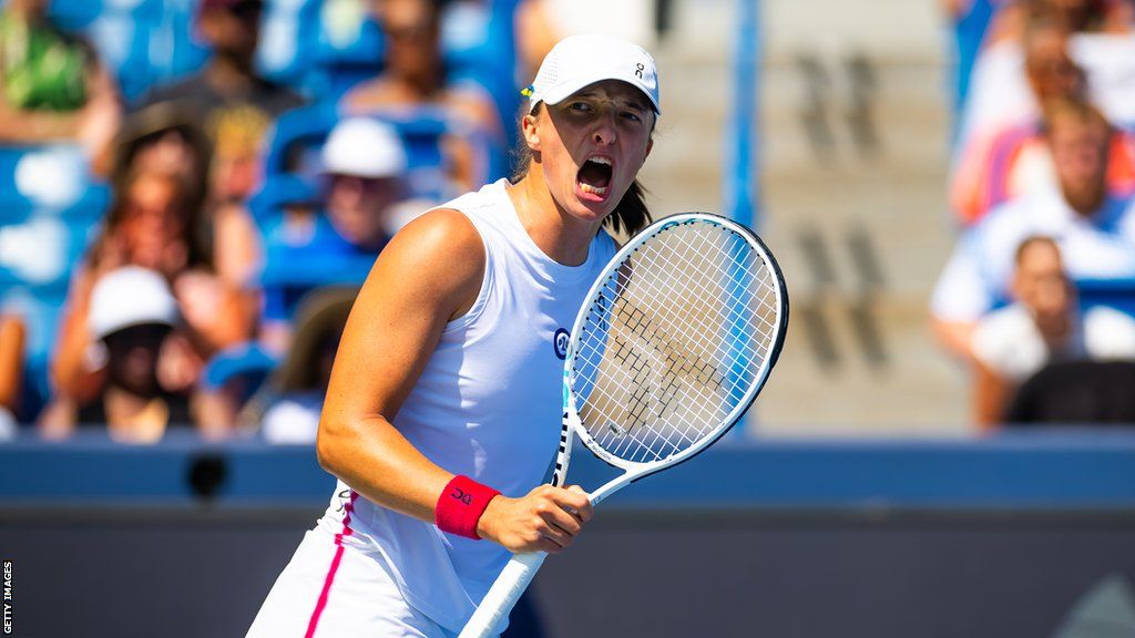 cincinnati-open-iga-swiatek-beats-marketa-vondrousova-to-reach-semi