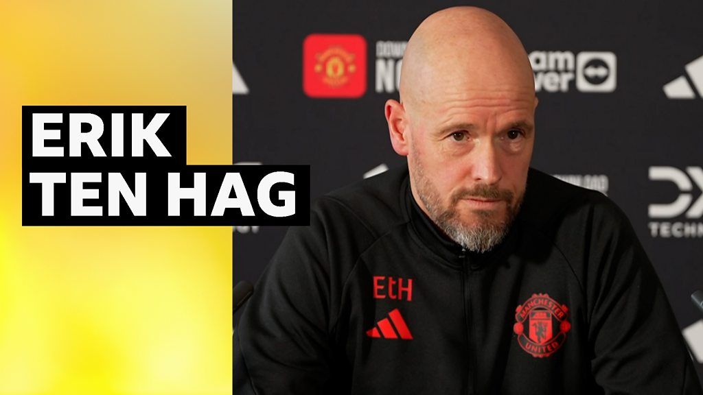 Man Utd: Erik ten Hag says journalists 'should not go around our back'