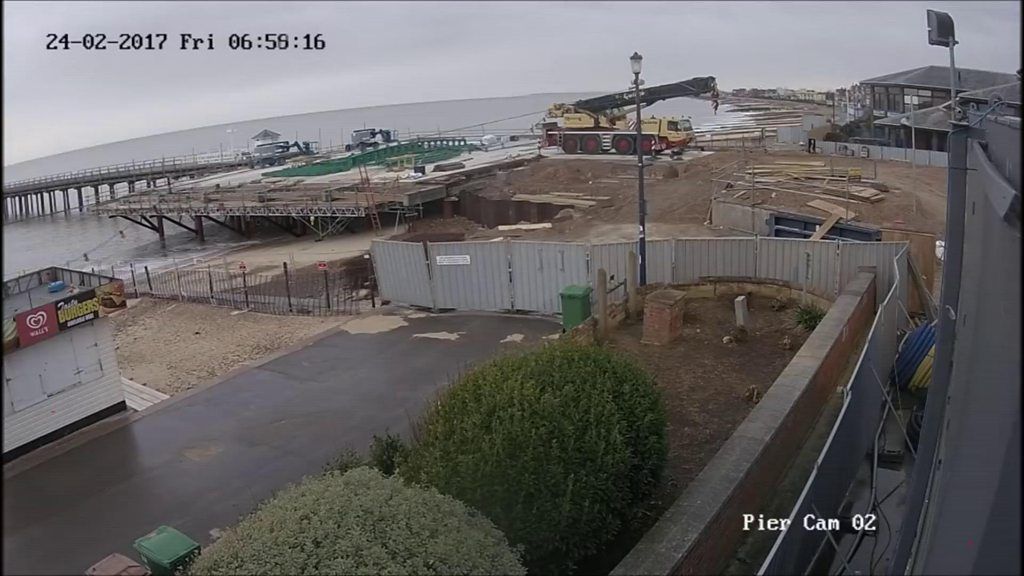 Work continues on Felixstowe Pier