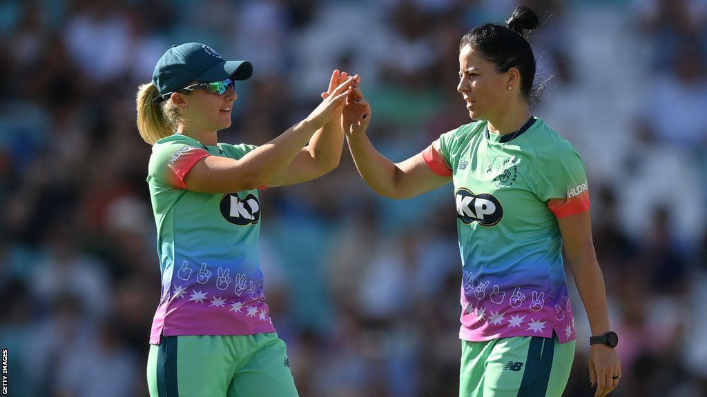 Marizanne Kapp (right) celebrates a wicket for Oval Invincibles