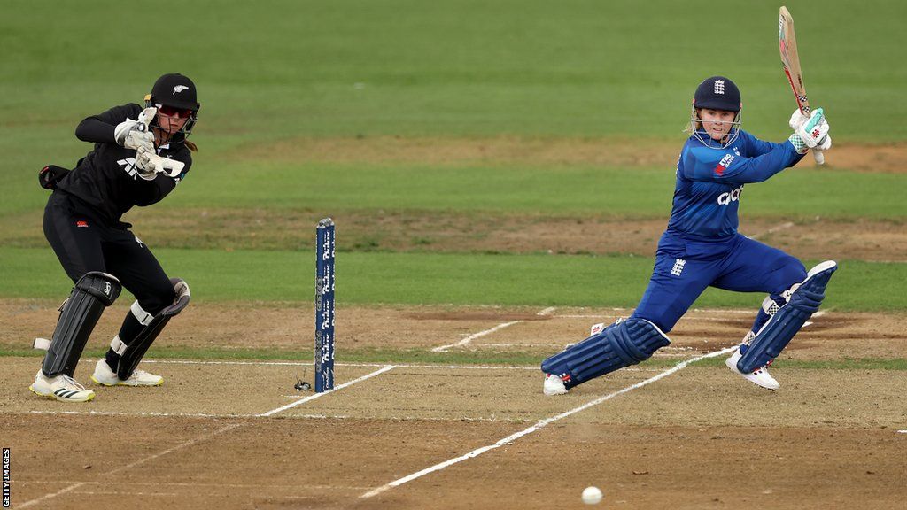 England's Tammy Beaumont bats during ODI v New Zealand at Hamilton