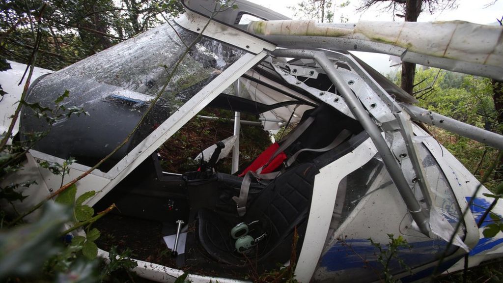 Aircraft crashes in Castlewellan Forest Park