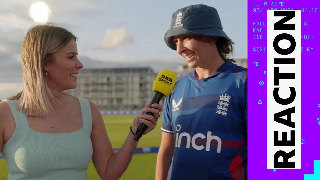 Women's Ashes: England's Kate Cross praises 'amazing' crowd after win