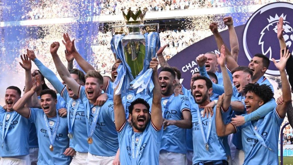 Manchester City celebrate winning the 2022-23 Premier League