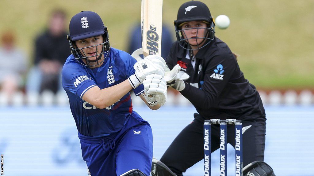 Amy Jones bats for England during the first ODI against New Zealand in Wellington