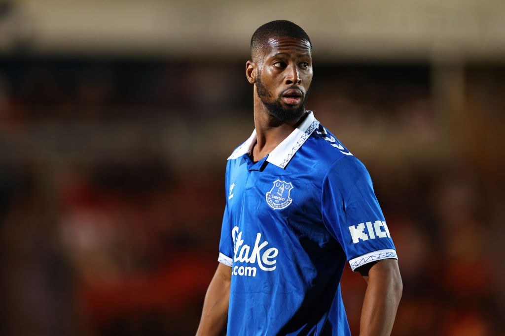 Beto Tạo Điểm Nhấn Trên Hàng Công Everton - Phân Tích Sâu Beto Tạo Điểm Nhấn Trên Hàng Công Everton - Phân Tích Sâu