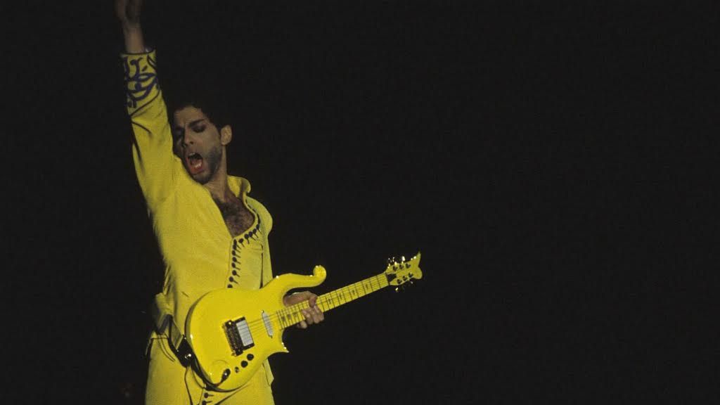 Prince performs in 1992