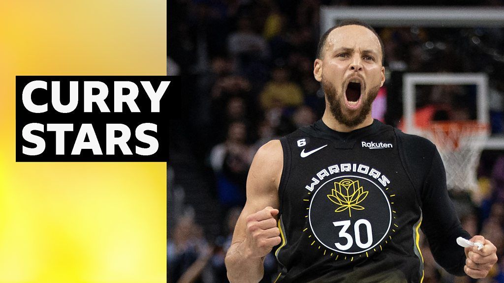 Curry inspires late Warriors win over Bucks