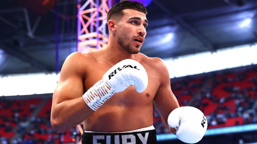 Tommy Fury in the ring