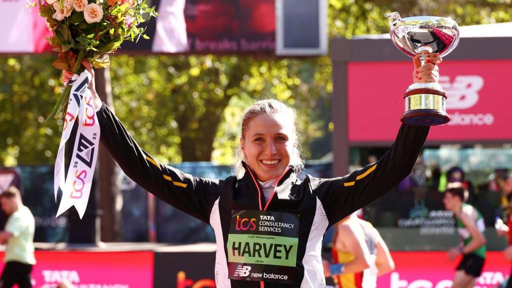 Team GB runner Rose Harvey finished marathon despite breaking leg - BBC ...