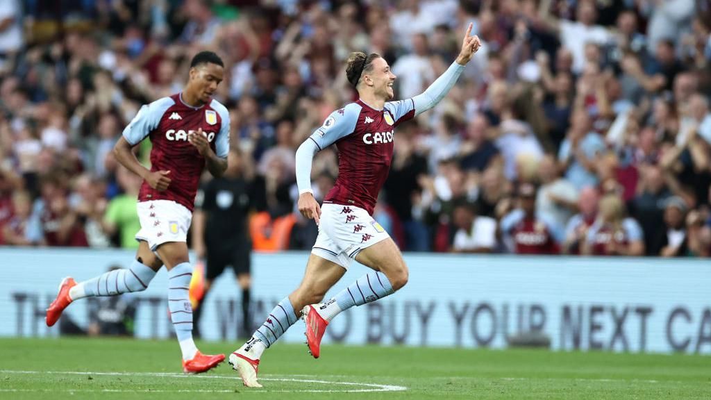 Aston Villa V Everton: In Pictures - BBC Sport