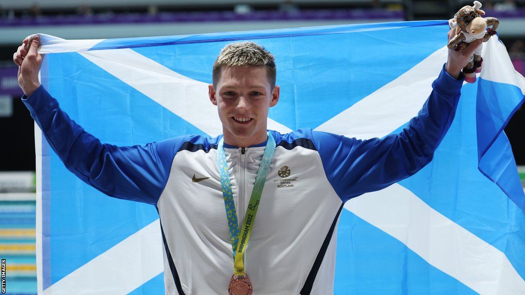 Duncan Scott Olympic medalwinning swimmer calls on Scottish