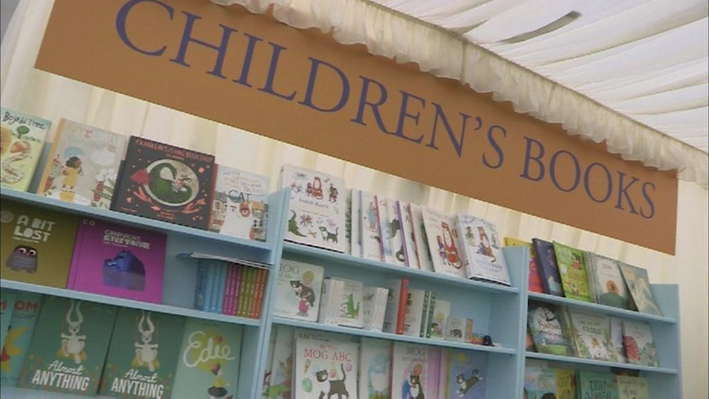Books on a shelf at Hay Festival