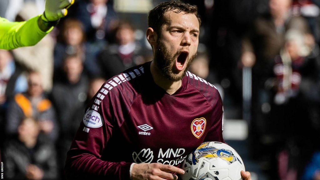 Hearts' Jorge Grant celebrates scoring to make it 2-1 during a cinch Premiership match between Heart of Midlothian and Livingston at Tynecastle Park