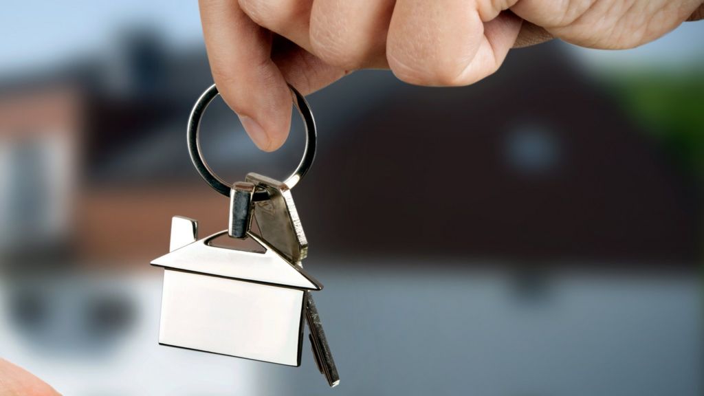 Surveyors get gloomy as property market stagnates