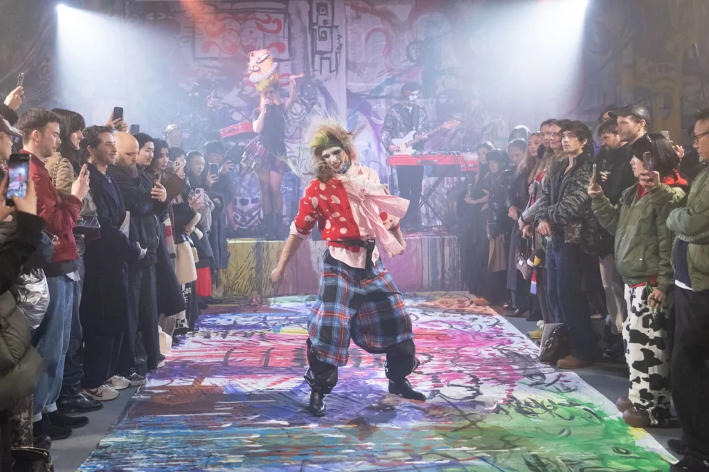 Model at the Loverboy show Autumn/Winter 26.