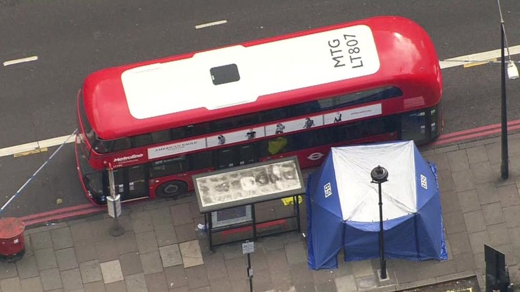 Man found stabbed to death on Marylebone bus